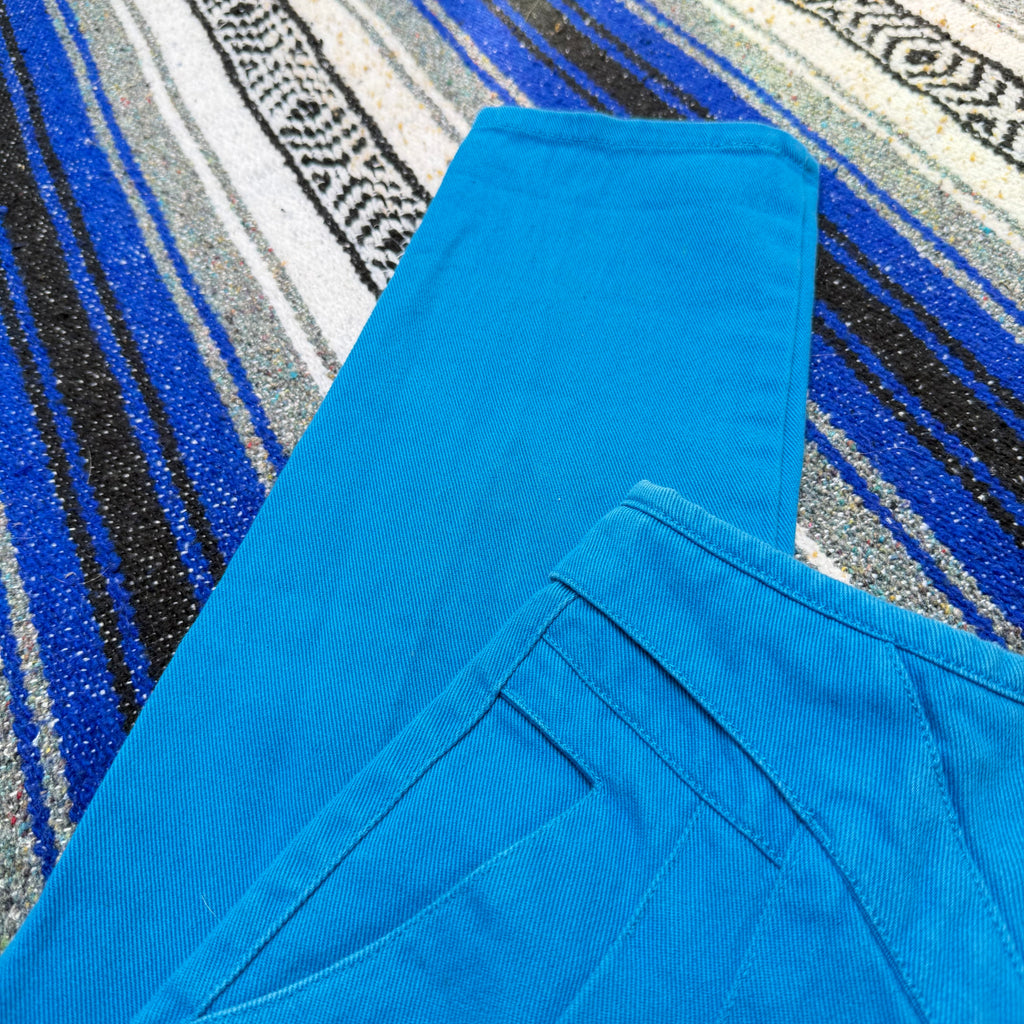 Bright Blue Rocky Mountain - Size 5